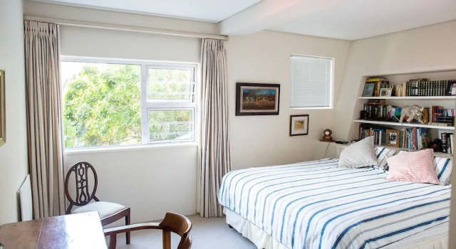 Апартаменты Deluxe Kalk Bay Apartments