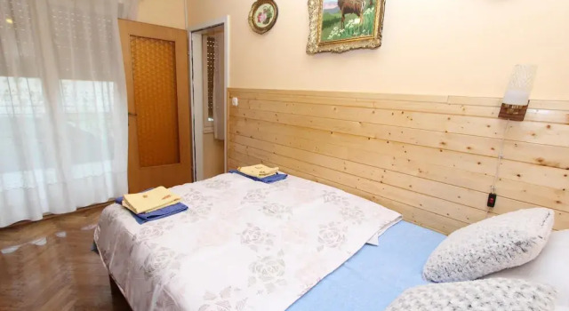 Апартаменты с 3 комнатами с балконом Apartment Oto