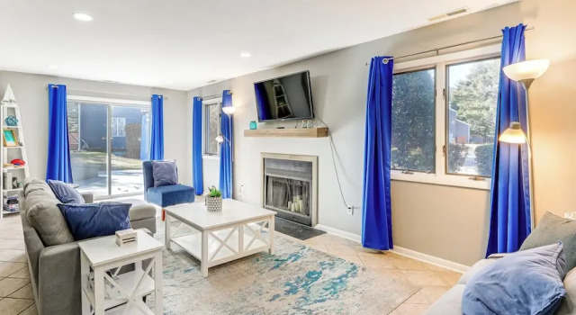 Апартаменты 2 Mi to Rehoboth Beach: Condo w/ Pool Access