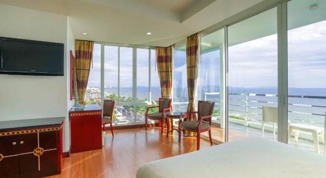Двухместный номер Deluxe с видом на море Jomtien Hisotel