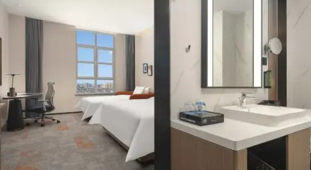Camera Deluxe Hampton by Hilton  Yining