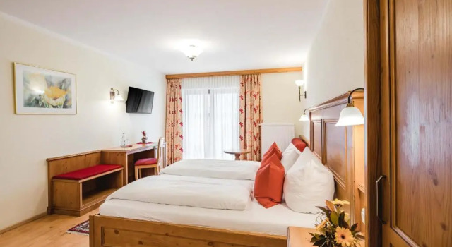 Номер Deluxe Hotel Bayrischer Löwe