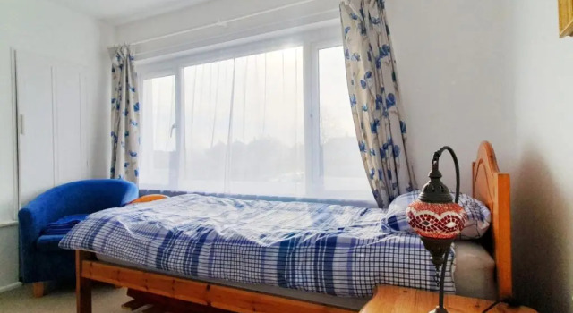 Owl Haven: Comfortable central 3 bedroom house, with an enclosed garden.