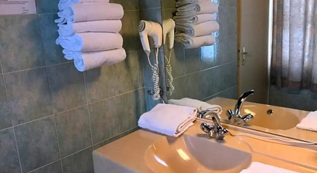 Семейный номер Standard Дуплекс Logis Hôtel La Fleur de Lys