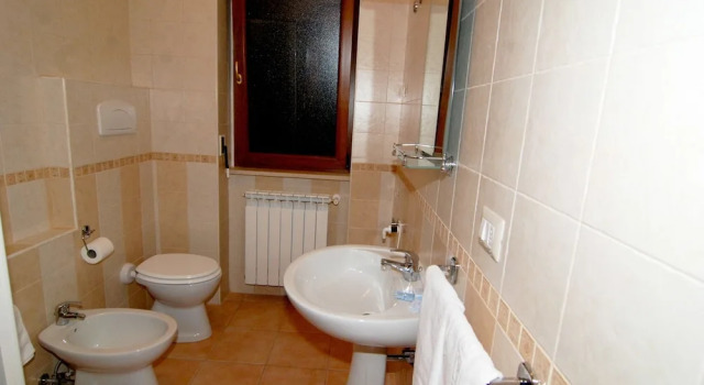 Четырёхместный номер Standard с балконом Affittacamere Villa Bisceglia