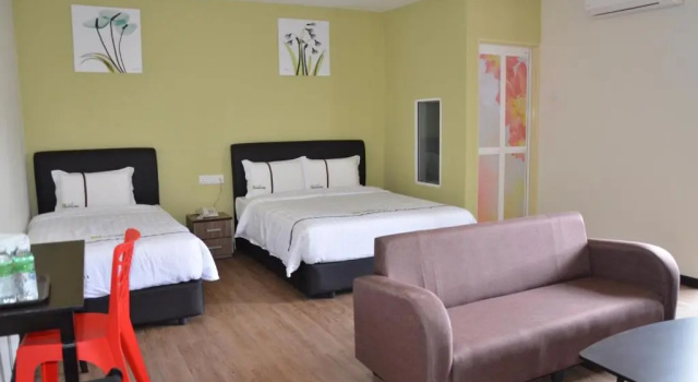 Standard triple chambre Riverview Hotel
