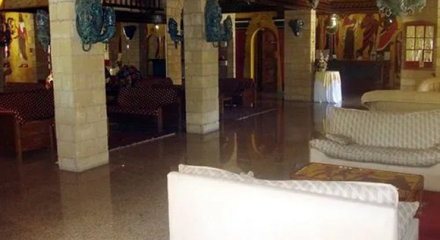 Roman II Hotel Pafos