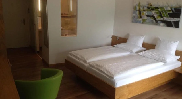 Seehotel Lilly, Забронировать Отель Штробль Вольфгангзе