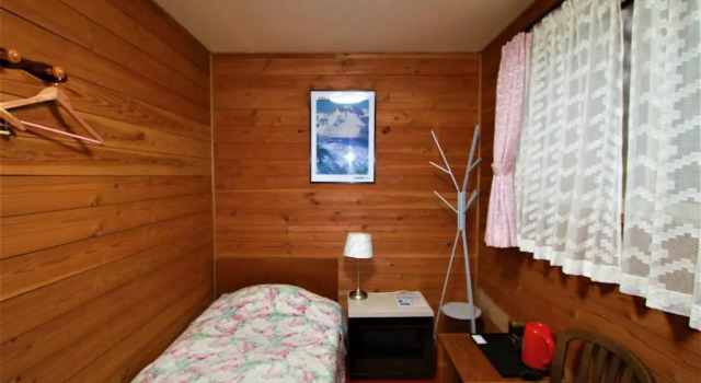 Одноместный номер Standard Pension Eastmountain Hakuba