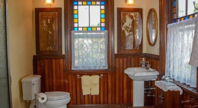 Двухместный люкс The Towers Bed & Breakfast