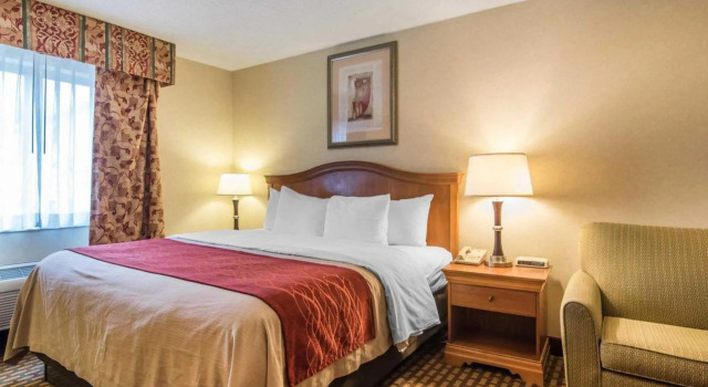 Номер Standard Quality Inn Ashland