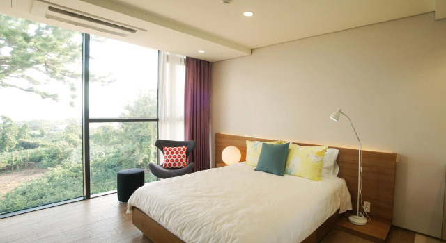 Jeju Bom Stay & Art Gallery
