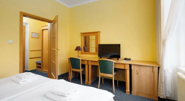 Двухместный номер Standard с видом на город Wellness Hotel Jean De Carro