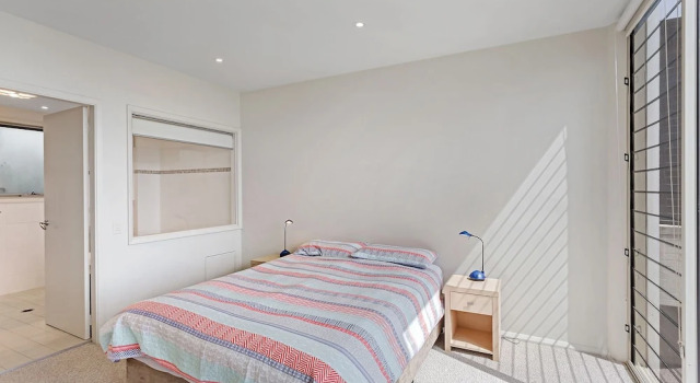 Mirage, 24A Gloucester Street