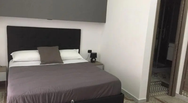 Двухместный номер Standard с балконом MB95 - Mezzocannone Luxurious Bed&Breakfast