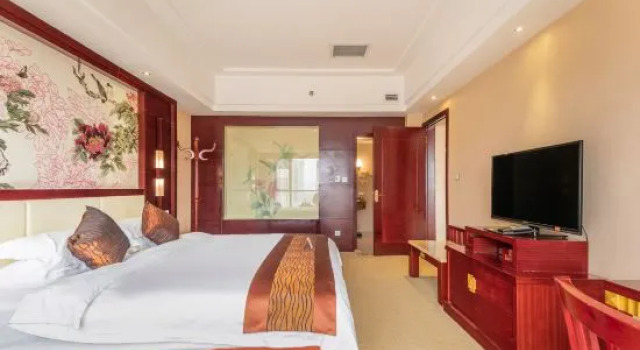 Люкс Business Jiangshan Hotel