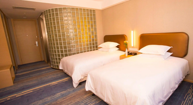 Двухместный номер Standard Holiday Inn Express Chifeng Hongshan by IHG