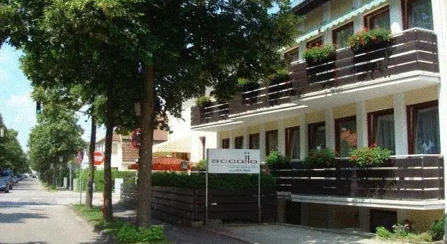 Hotel Accolo, Rezervovat Hotel Hotely v Bavorsko s parkováním, Parkování