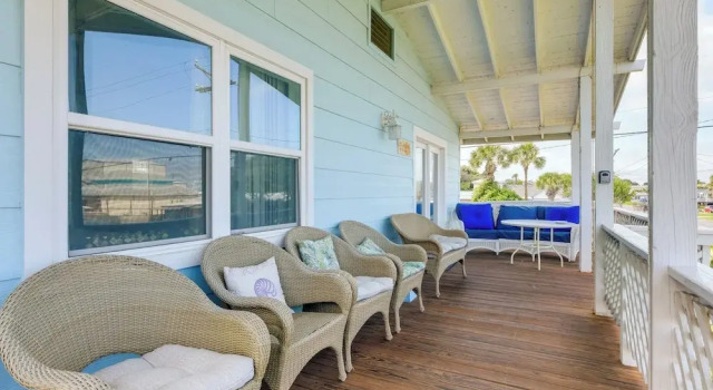 2 Blocks to Bay: Misty Harbor Rockport Home