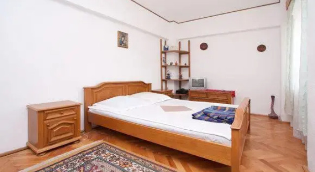 Apartament Felix, Rezerwuj Apartament Hotele w Carpathians - Romania z parkingiem, Parking
