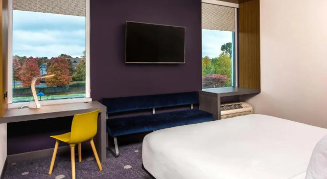 Двухместный номер Standard Aloft by Marriott Charlotte Ballantyne