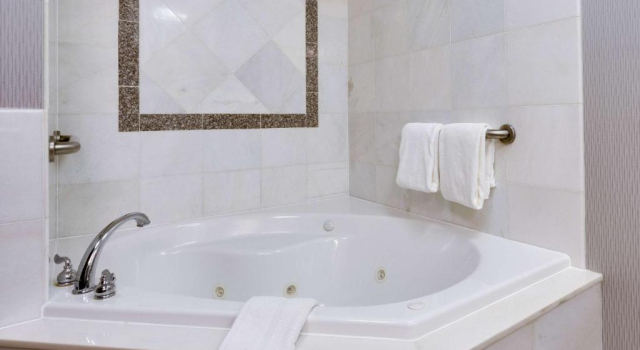 Номер Superior Drury Inn & Suites St. Louis/OFallon, IL