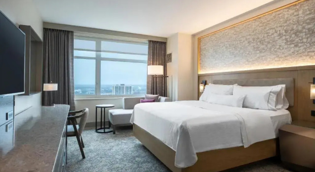 Номер Standard The Westin Chicago Lombard