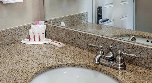 Номер Business Comfort Inn & Suites Shelbyville
