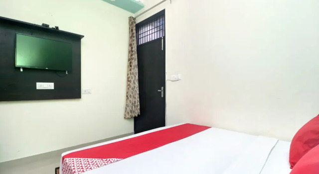 Двухместный номер Standard OYO 16700 HOME Exotic 2 BHK Dream View Khanyara Road