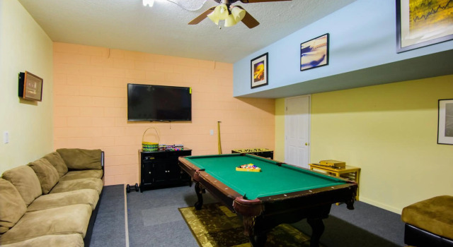 8BR -private swimming pool -gated resort community -suitable for family & group getaways -5 miles to Disney, Забронировать Курортный отель Бизнес-отели штата Флориды, 4* 5*