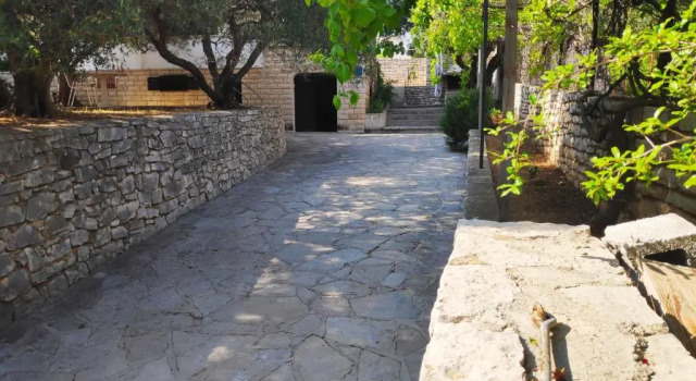 Apartments Vrsalovic
