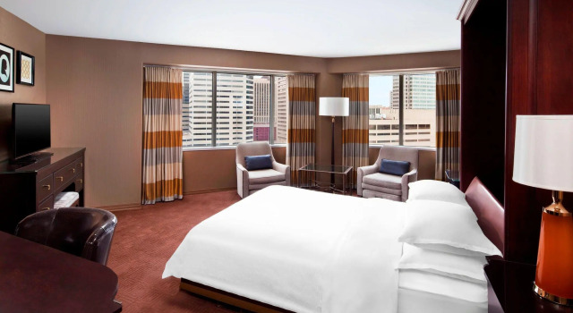 Номер Deluxe Sheraton Inner Harbor Hotel