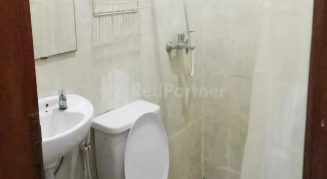 Rosa Luxury Jagakarsa RedPartner, Book Hotel Hotels in Jakarta Province with Parking, Parking