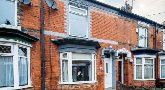 Contractor and Family House & Free Parking & Garden
