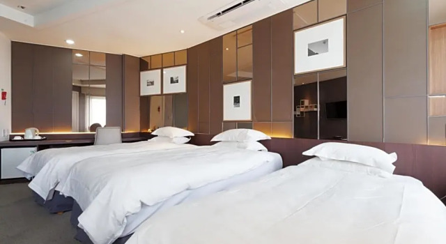 Номер Deluxe The Riverside Hotel