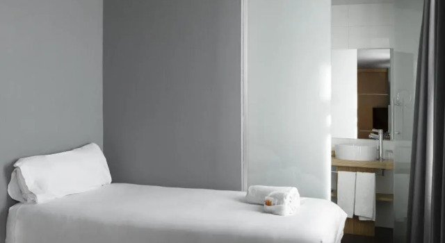 Трёхместный номер Petit Palace Alcalá