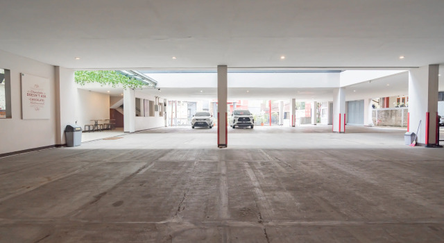 RedDoorz Plus @ Dago Pojok 3, Rezervasyon Otel Bandung Kidul Bandung