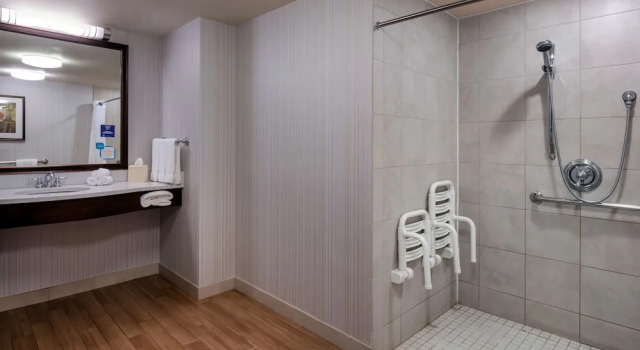 Номер Standard c 1 комнатой Hilton Garden Inn Devens Common