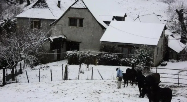 Ibaremborde : Gîte des Pyrénées, Réserver Hôtel Etchebar France