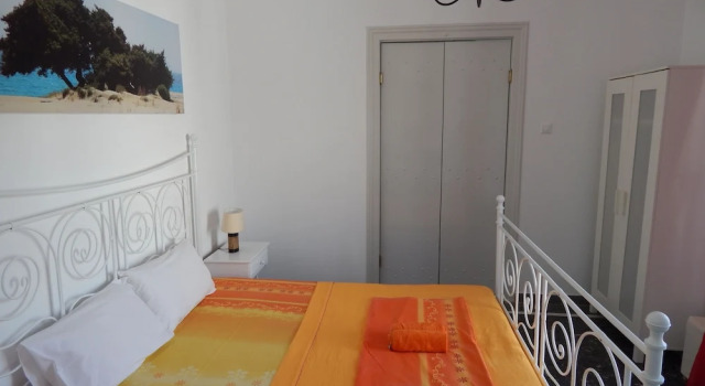 Трёхместный номер Standard с балконом Hotel Helmos