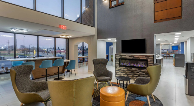 Best Western Plus St. Louis West-Westport, Prenota Hotel Hotel a Missouri con piscina, Piscina