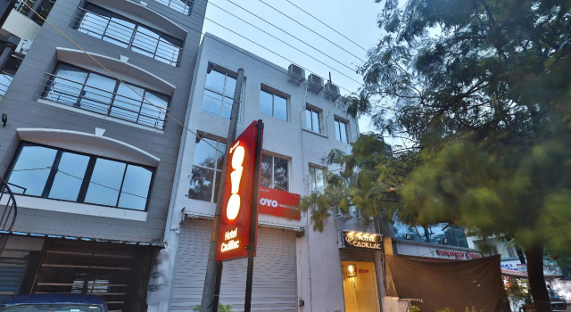 OYO Flagship 44953 Hotel Cadillac, Reserva ahora Hotel Jamnagar Guyarat