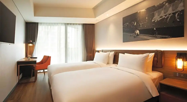 Номер Superior с балконом Mercure Ambassador Seoul Hongdae