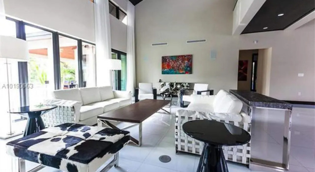 Villa Sabal, Varaa Villa Hotellit Miami Beach uima-altaalla, Uima-allas