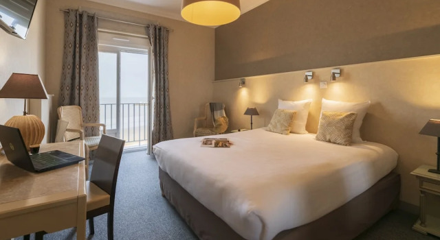 Двухместный номер Standard с видом на океан CERISE Royan - Le Grand Hôtel de la Plage
