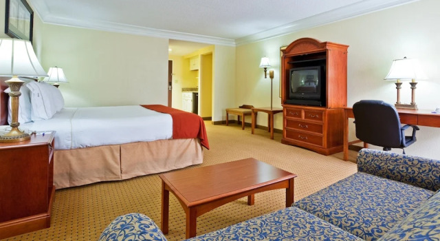 Двухместный люкс Holiday Inn Express Ringgold by IHG