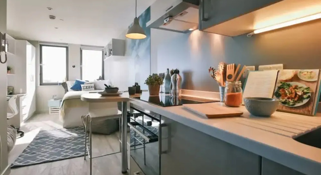 Студия Student Only Europa House