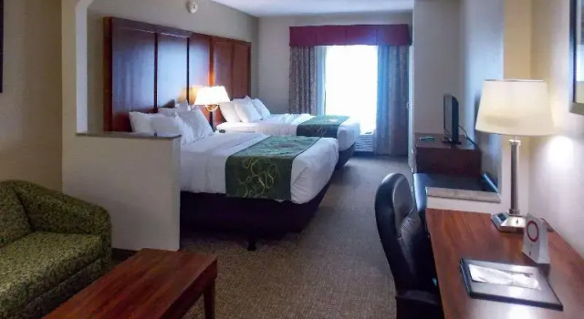 Номер Standard Comfort Suites Inn at Ridgewood Farm