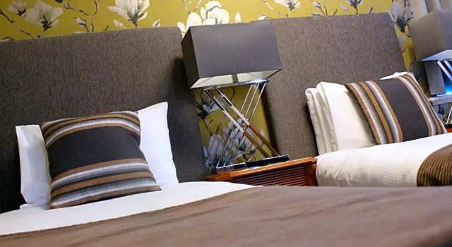 Номер Standard De Rougemont Manor Hotel & Suites