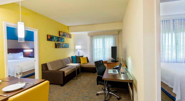 Люкс с 2 комнатами Residence Inn by Marriott Fort Myers at I-75 and Gulf Coast Town Center